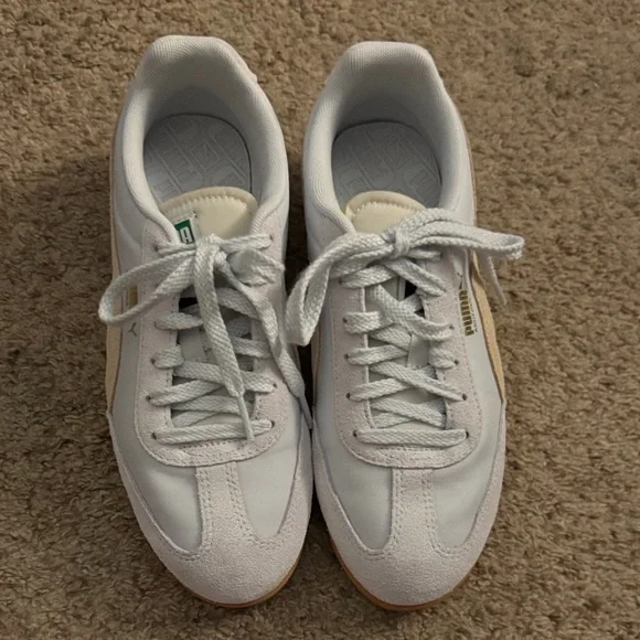 NEW Puma Arizona White and Beige Sneakers Shoes 8 - Picture 6 of 11